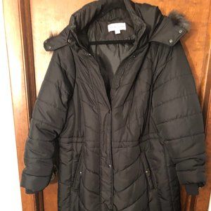 Womens heavy coat size 3x - good condition, used one season only